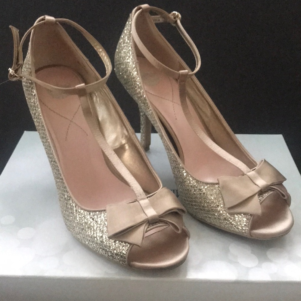 Miss America Kaylin Heels